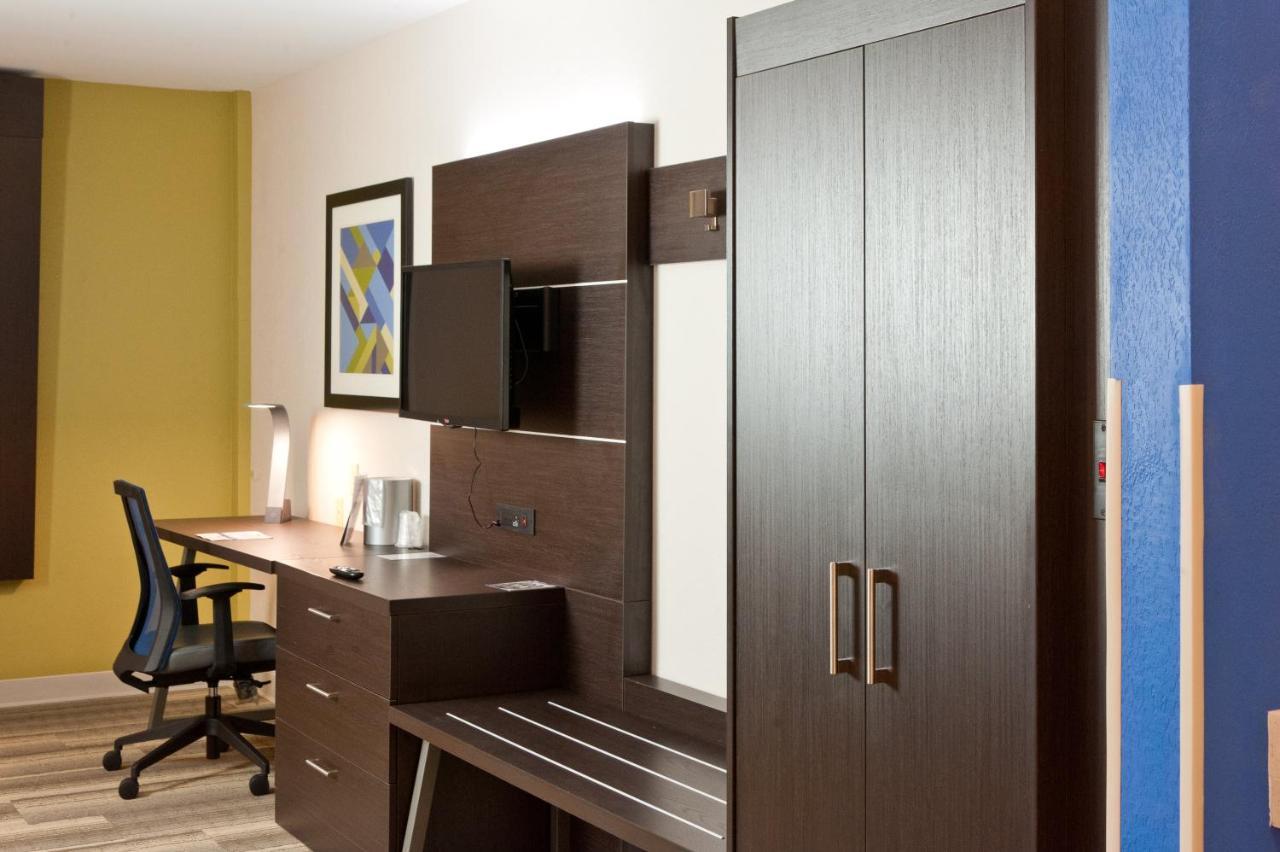 Holiday Inn Express Hotel & Suites Scott-Lafayette West By Ihg Dış mekan fotoğraf